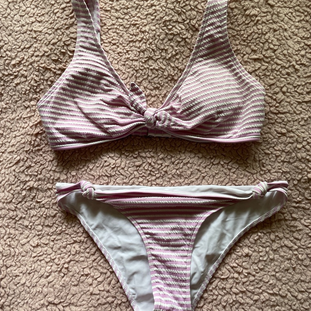 assorted size m/l bikini bundle - Picture 2 of 9